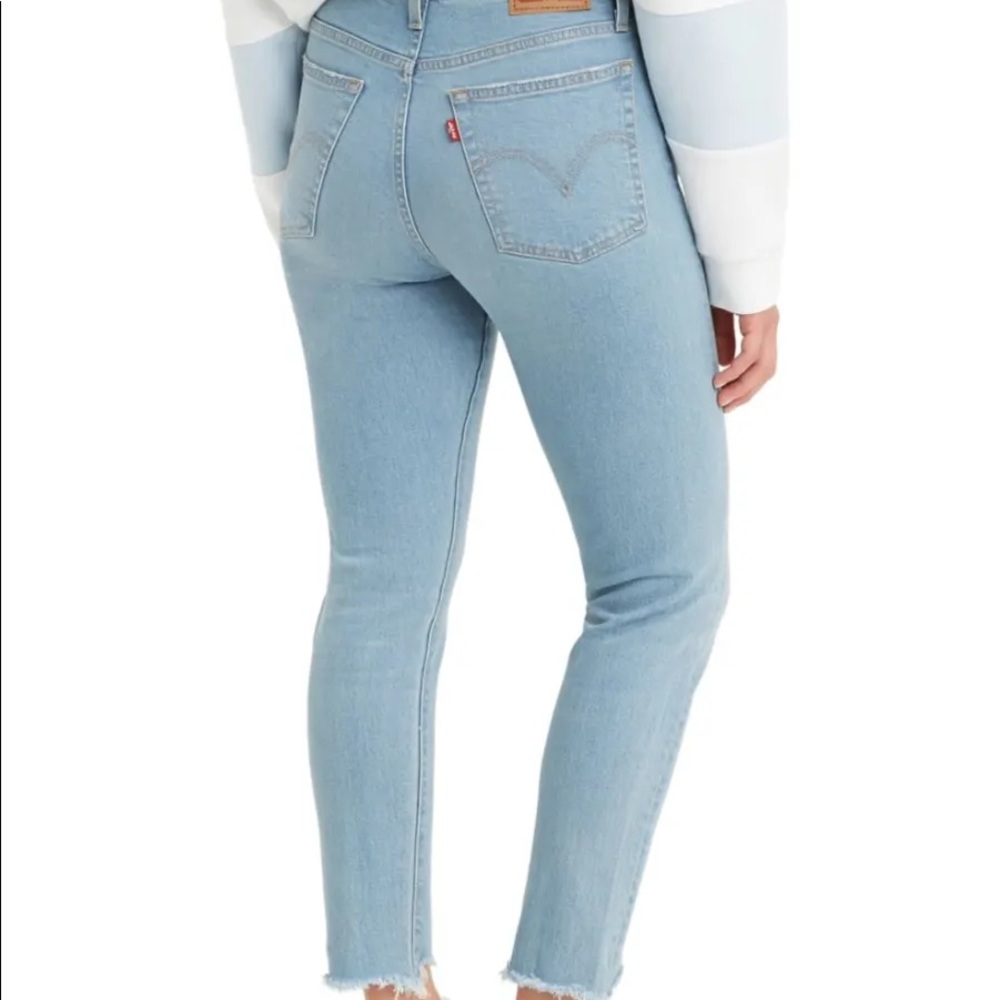 Levi’s Wedgie Skinny